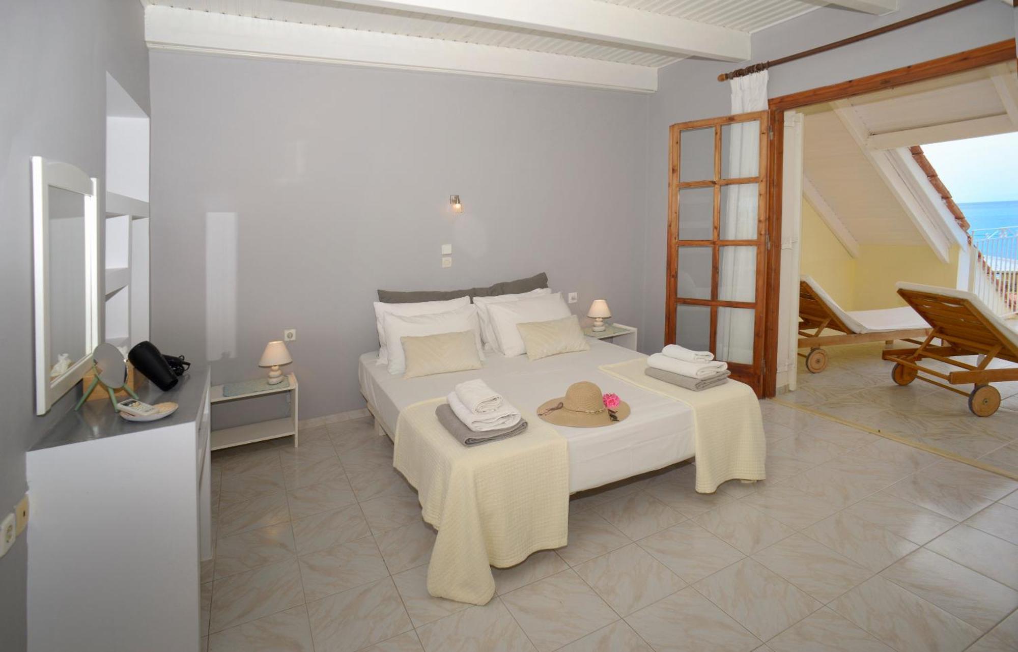Albouro Seafront Apartments Katelios Exterior foto